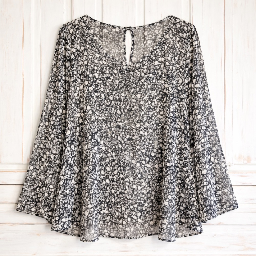 Torrid Floral High Low Blouse 3X Black Tan Bell Sleeve Boho Flowy Top - Picture 3 of 4